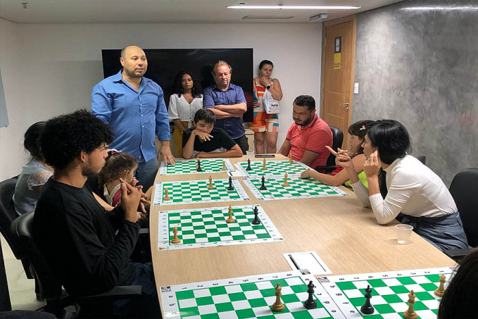 Parceria entre Sedec e Federação de Xadrez garante aulas gratuitas para fomentar habilidades intelectuais - News Rondônia