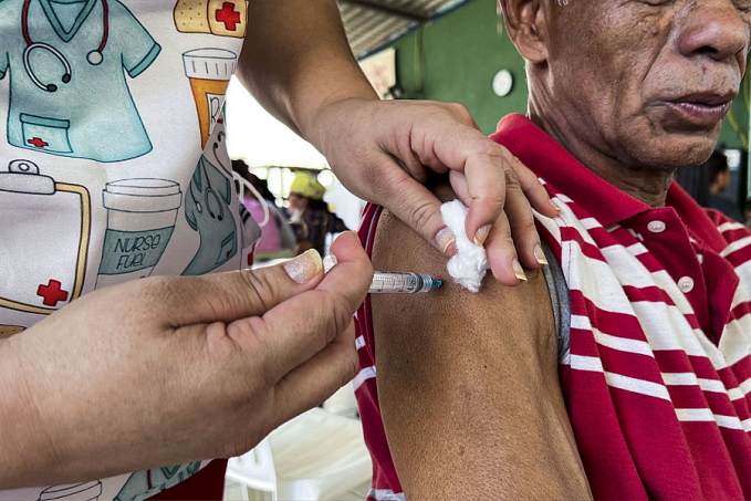 Mutirão de vacinação é levado ao Orgulho do Madeira - News Rondônia