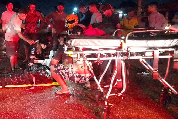 Carro invade preferencial e causa acidente grave com motoboy na zona leste - News Rondônia
