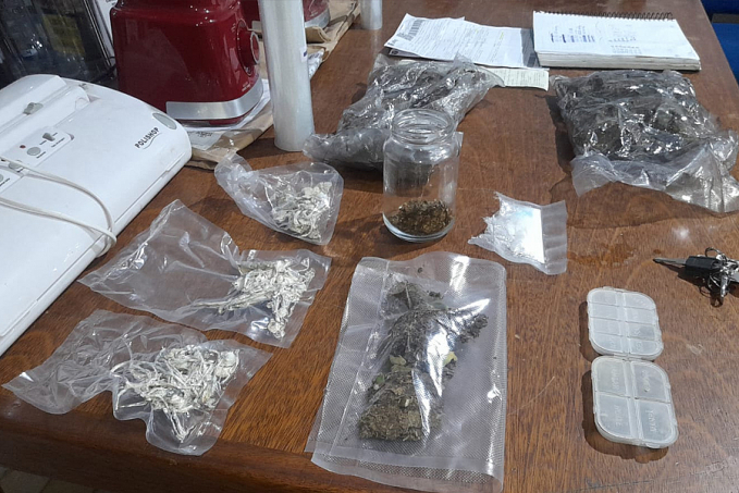 Traficante é preso quando enviava drogas pelos correios para outro estado - News Rondônia