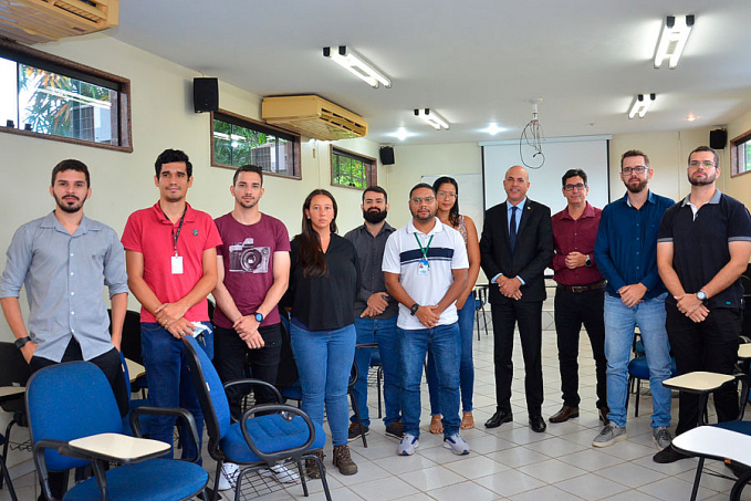 Em reunião com aprovados no concurso da Politec, Ismael Crispin reafirma compromisso com categoria - News Rondônia