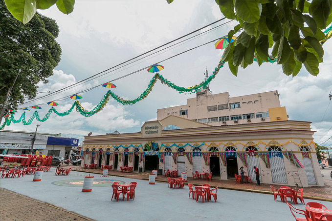 CARNAVAL 2023 - Mercado Cultural recebe pintura e ornamentação para as festas momescas - News Rondônia