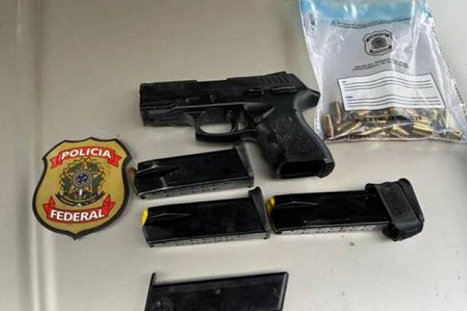 Policiais encontram arma com rondoniense de Ariquemes que é suspeito de envolvimento em ataque à PF - News Rondônia