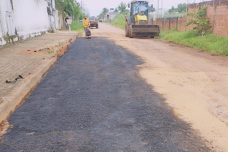 Vereador Valtinho Canuto atende pedido de pavimentação asfáltica e saneamento básico para o bairro Esperança da Comunidade, em Porto Velho/RO - News Rondônia