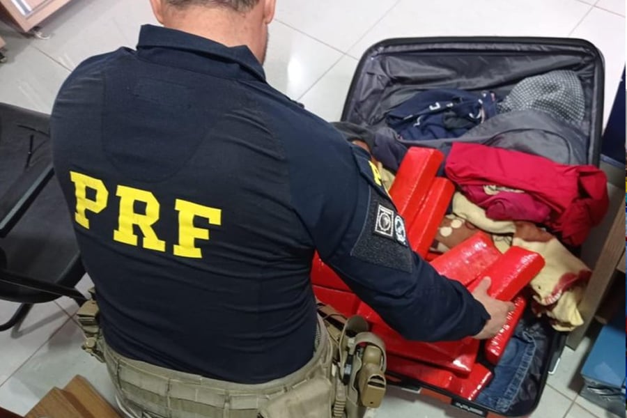 Em Ji-Paraná, PRF apreende 15,68 Kg de Maconha - News Rondônia