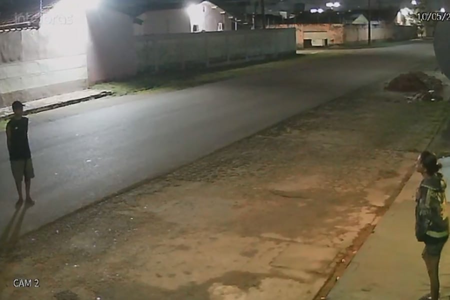Casal é filmado invadindo escritório de advocacia e fazendo furto no centro - News Rondônia