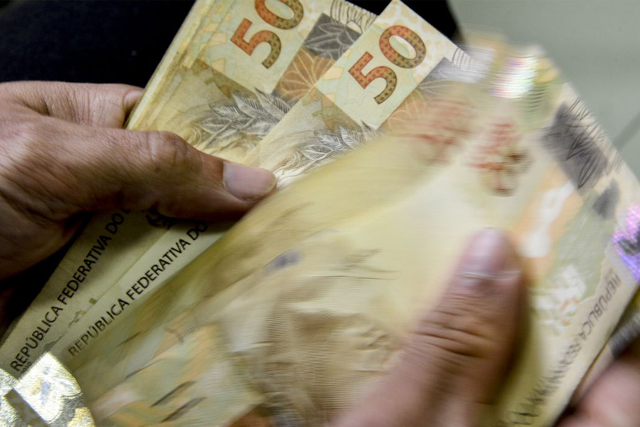Beneficiários com NIS final 4 recebem hoje o Auxílio Brasil - News Rondônia