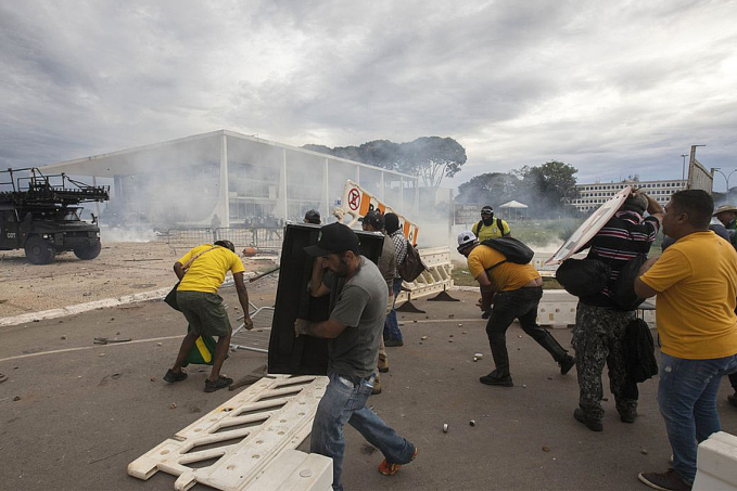 AGU pede a condenação de mais 42 pessoas por atos golpistas - News Rondônia