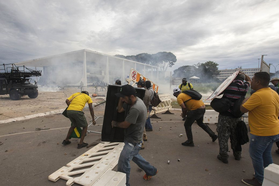 AGU pede a condenação de mais 42 pessoas por atos golpistas - News Rondônia