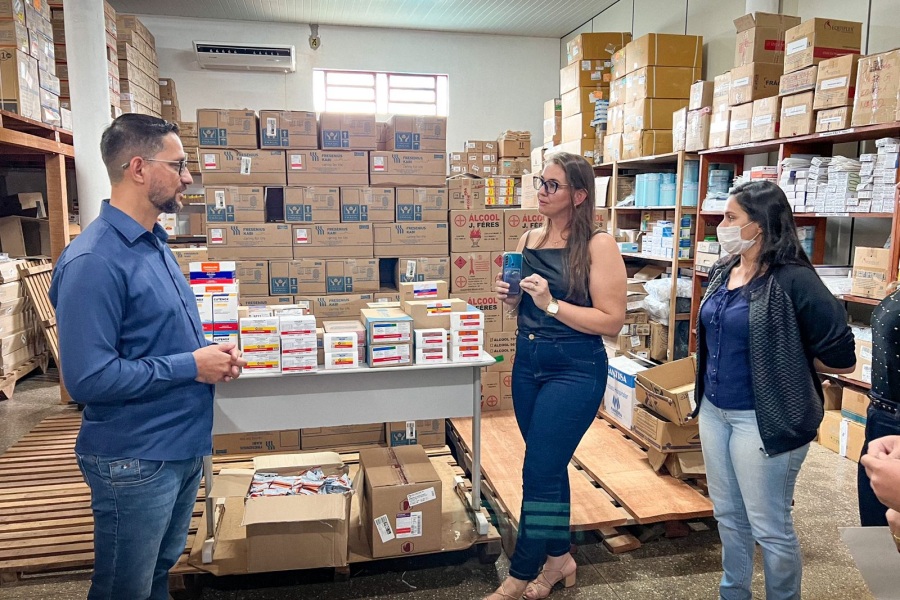 Deputado Anderson entrega R$ 500 mil reais em medicamentos para atender hospital municipal em Espigão do Oeste - News Rondônia