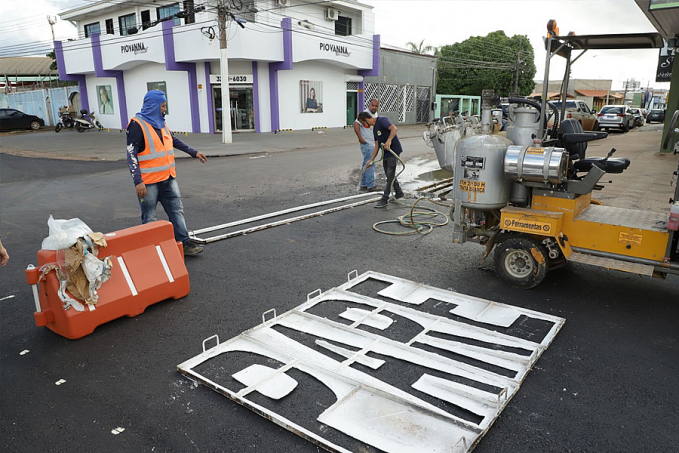 Prefeitura intensifica sinalização de trânsito em regiões de Porto Velho - News Rondônia