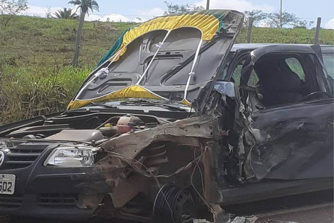 Reflexo de motoristas evita batida frontal entre dois carros e impede tragédia em rodovia de Chupinguaia - News Rondônia