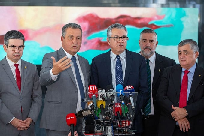 Governo tentará reverter mudanças na estrutura ministerial - News Rondônia