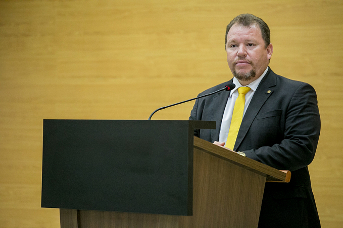 Lentidão na realização de cirurgias ortopédicas volta a ser criticada por parlamentar que pede urgência para Sesau resolver situação - News Rondônia