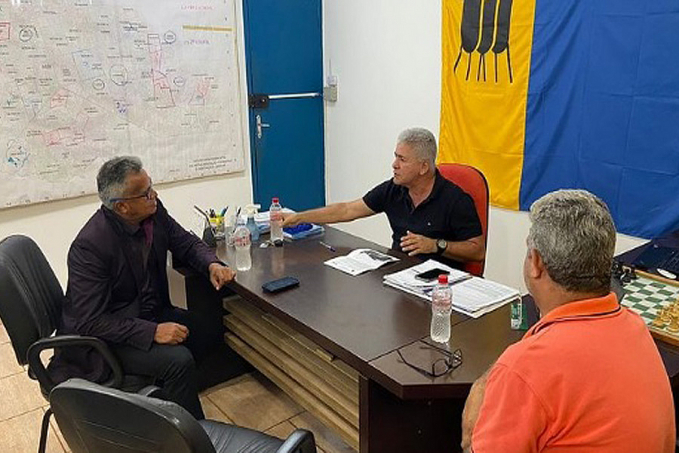 Vereador Valtinho Canuto visita SEMUSB para monitoramento de pedidos de providências - News Rondônia