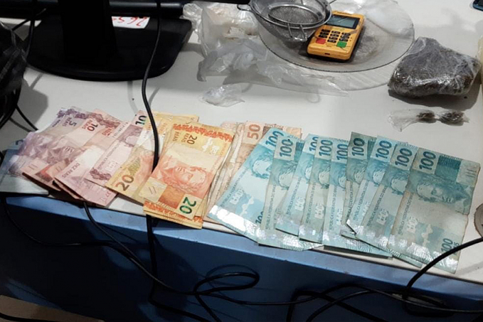 NA LESTE - Vulgo cenoura e comparsas são presos após cerco policial; ASSISTA! - News Rondônia