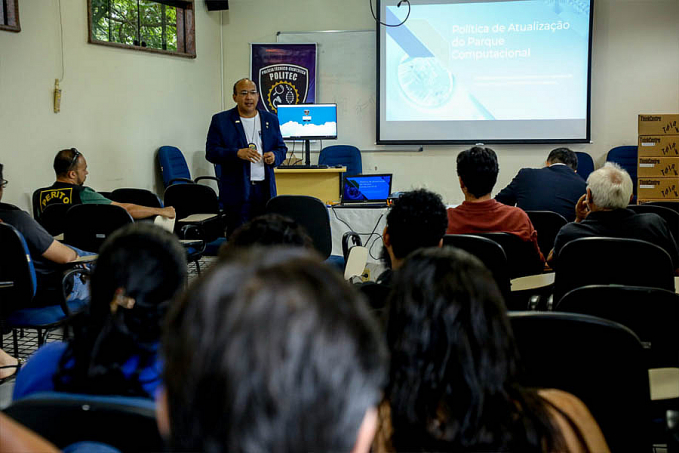 Politec lança Política de Atualização do Parque Computacional e realiza entrega de equipamentos - News Rondônia