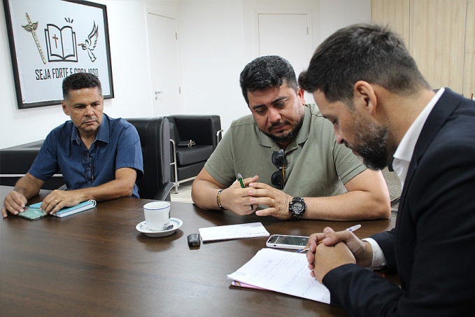 Secretário de Saúde assume compromisso com deputado Delegado Camargo sobre Hospital de Ariquemes - News Rondônia