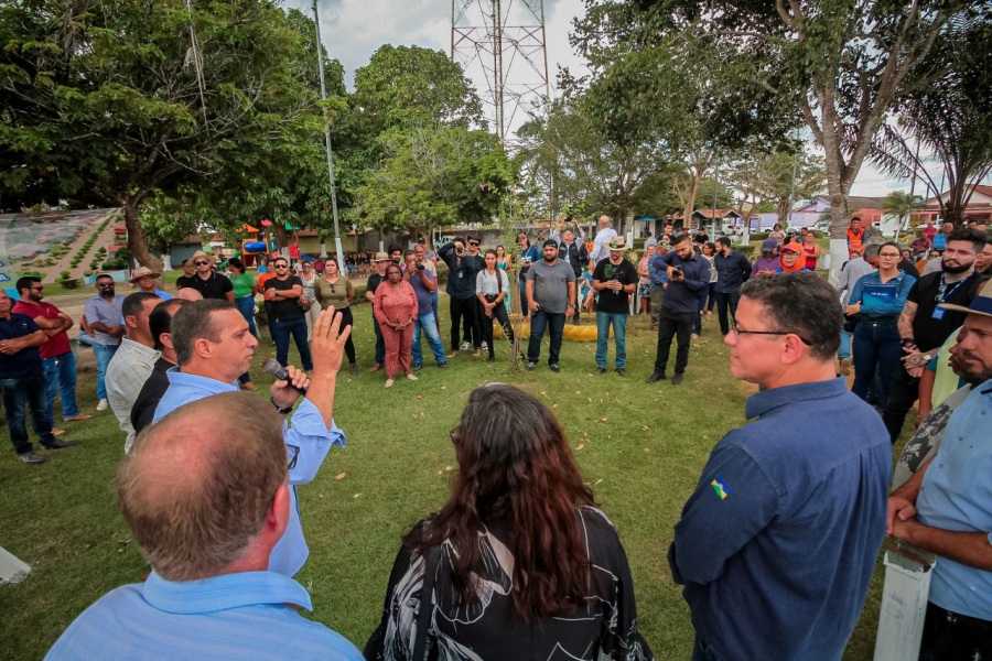 Vale do Paraíso vai ter praça revitalizada e recebe obras de melhoria do asfalto com recursos do Governo de Rondônia - News Rondônia