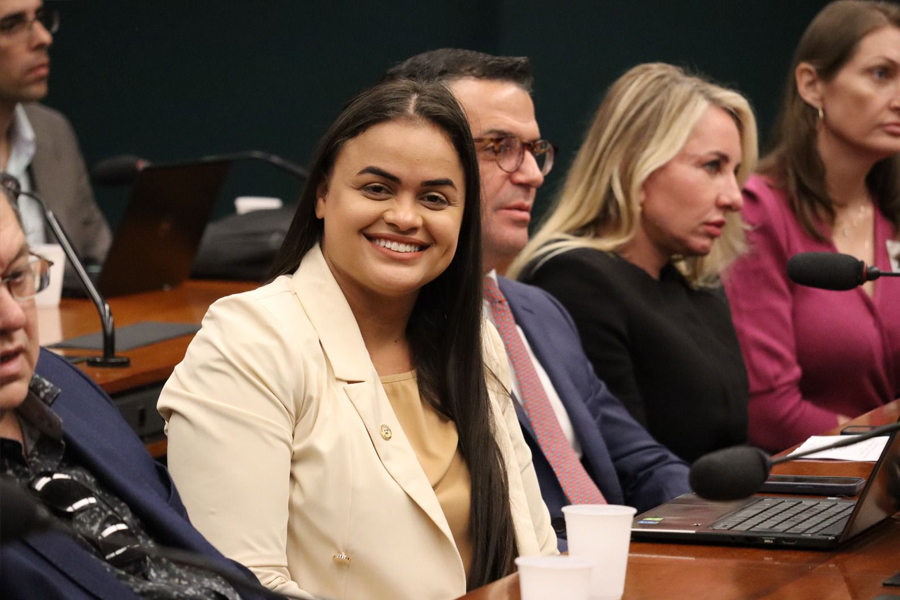 ESPORTE - Dra. Taissa Sousa sugere convênio entre Sejucel e Prefeitura de Guajará-Mirim para reforma do Ginásio Afonso Rodrigues - News Rondônia