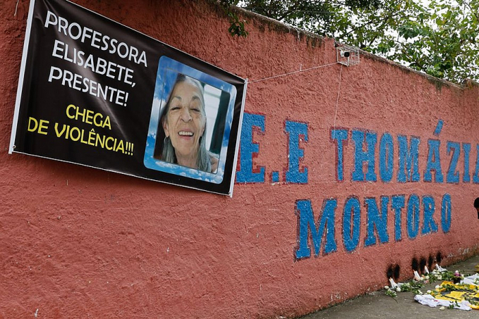 Após ataque, especialistas propõem escuta ativa nas escolas - News Rondônia