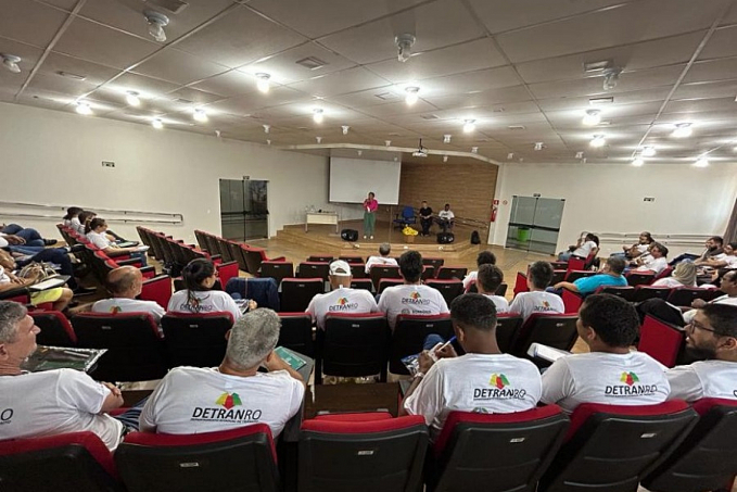 Examinadores de trânsito do Detran Rondônia passam por capacitação - News Rondônia