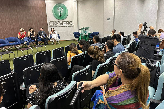 Conceitos, bioética e direitos constitucionais sobre população LGBTQIAPN+ marcam abertura da IX Semana Científica do Cremero - News Rondônia