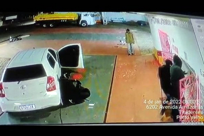 CASA CAIU: Em operação da Polícia Civil trio é preso suspeito de roubo a cofres na capital - News Rondônia