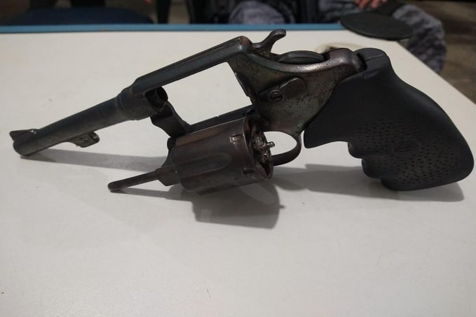 ARIQUEMES: Dois indivíduos são conduzidos por porte ilegal de arma - News Rondônia