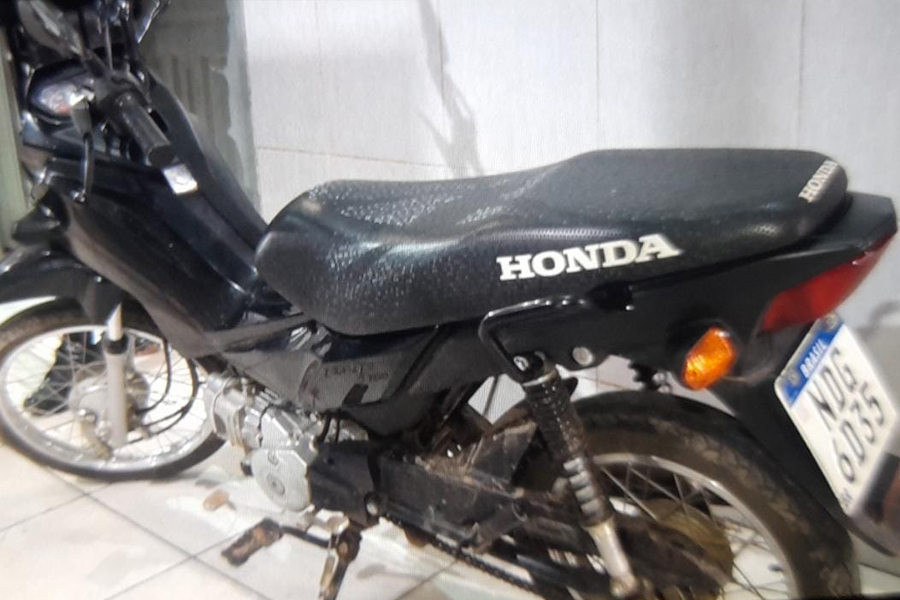 CRISTAL CALAMA: Foragido é preso com moto roubada em residência na zona leste - News Rondônia