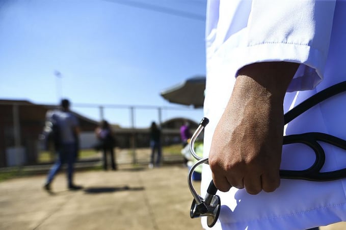 Governo terá novo programa de oferta de médicos em regiões distantes - News Rondônia