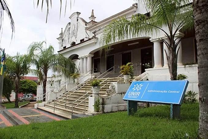 ADUNIR e DCE repudiam conduta da UNIR com aluno que teve surto psicótico dentro da instituição - News Rondônia