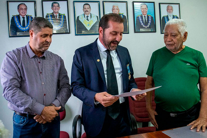 Hildon Chaves é homenageado com a medalha em comemoração aos 40 anos da maçonaria Grande Oriente do Brasil - News Rondônia