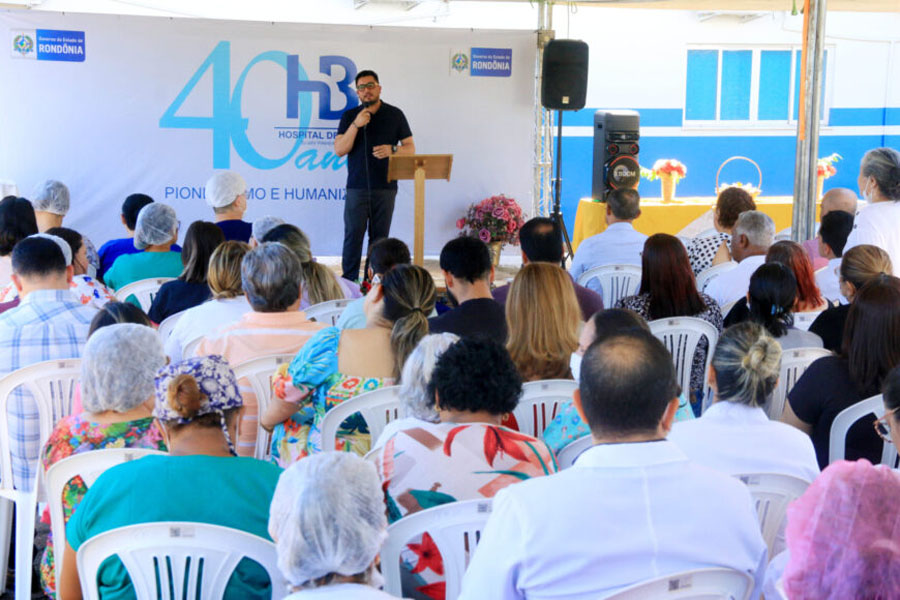 Hospital de Base Dr° Ary Pinheiro comemora 40 anos; servidores pioneiros são homenageados - News Rondônia