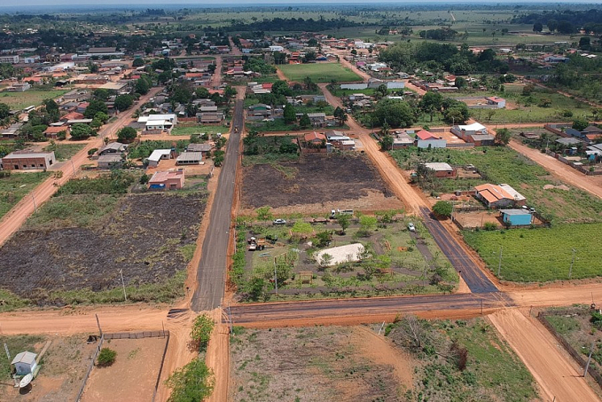 Serviços de iluminação pública são realizados em distritos de Porto Velho - News Rondônia
