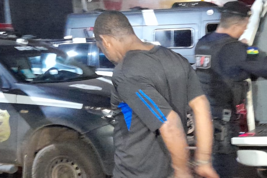Apenado monitorado é preso com simulacro após fazer roubo e se envolver em acidente - News Rondônia