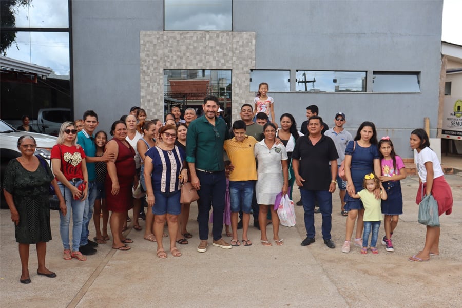 Vereador Márcio Pacele participa de reunião sobre a regularização do lote 155 - News Rondônia