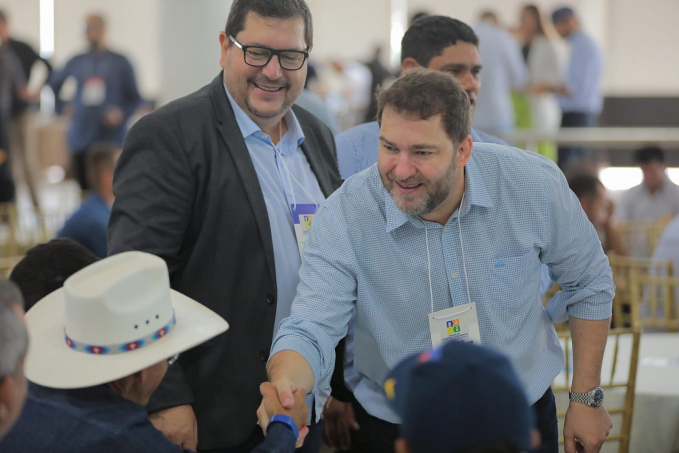 Presidente Alex Redano prestigia o 2º Fórum de Prefeitos e Vereadores - News Rondônia