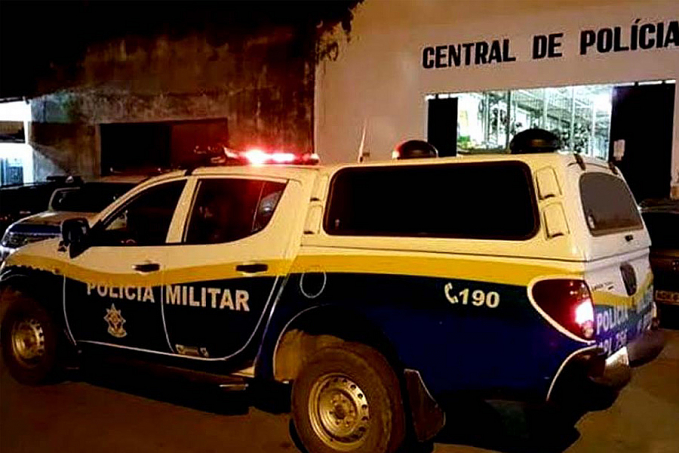 PAROU NA UPA: Adolescente é agredido a coronhadas por encarar homem na rua - News Rondônia