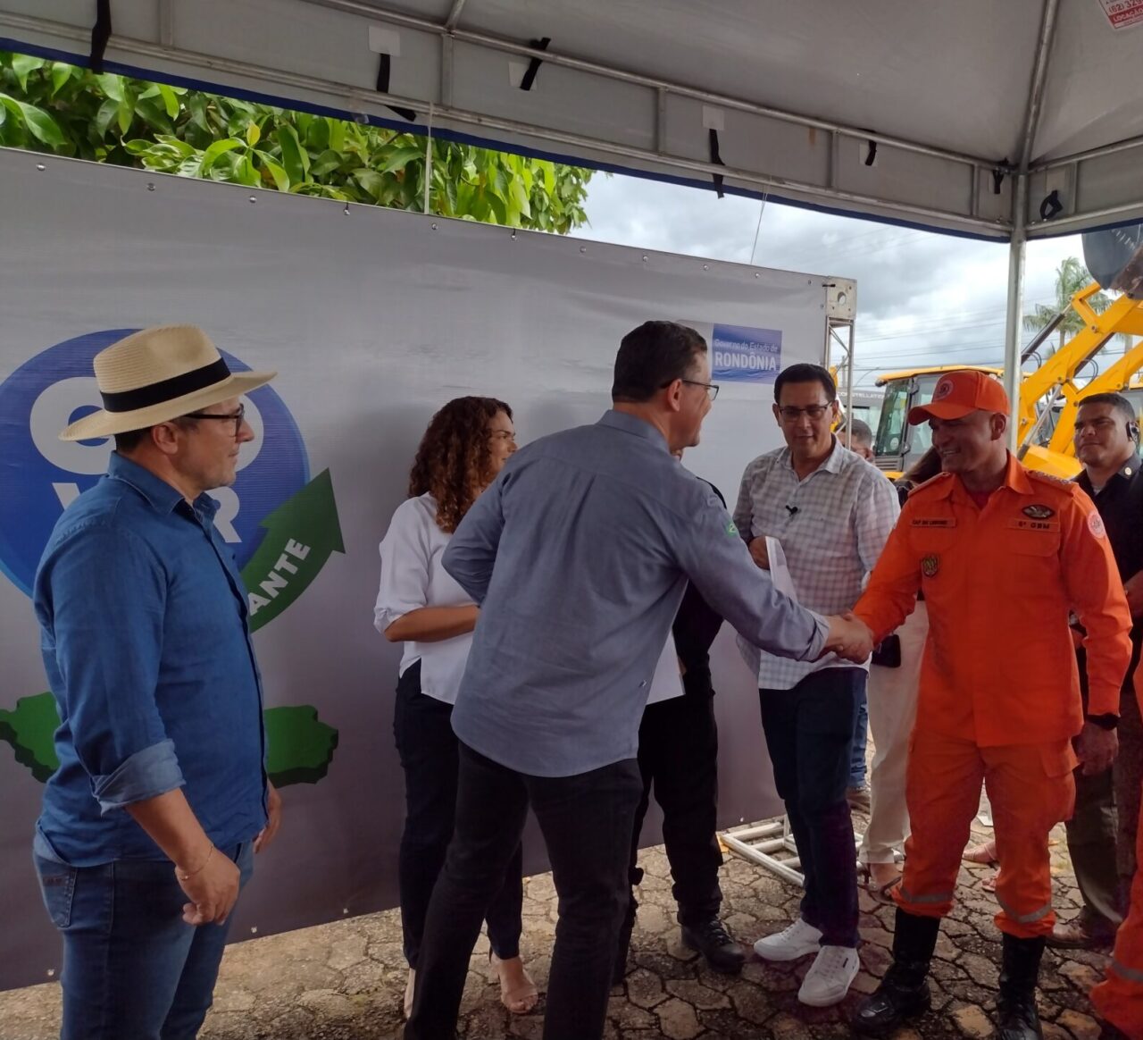 Governo Itinerante regulariza imóveis públicos em Rolim de Moura e Nova Brasilândia dOeste - News Rondônia