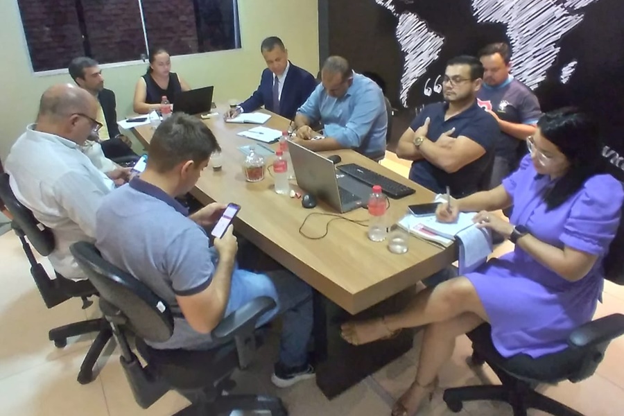 Escolas e faculdades particulares querem repor apenas 70% da inflação e retirar direitos em cláusulas da CCT - News Rondônia