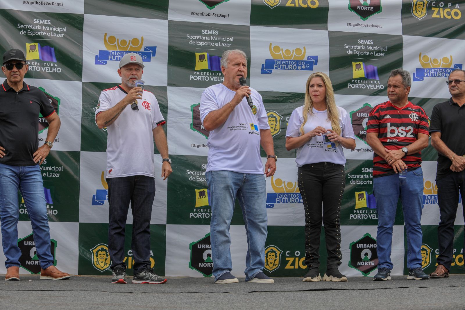 Na solenidade, Zico parabenizou a gestão municipal pela iniciativa