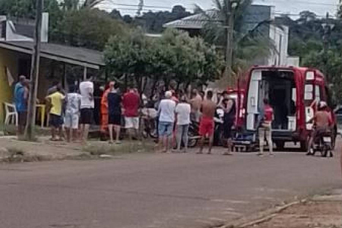 Dois homens trocam tiros e ambos morrem após discussão em bar na região central de Vilhena - News Rondônia