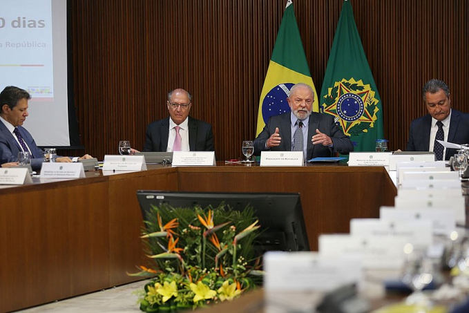 Presidente pede unidade de ministros em anúncios do governo - News Rondônia