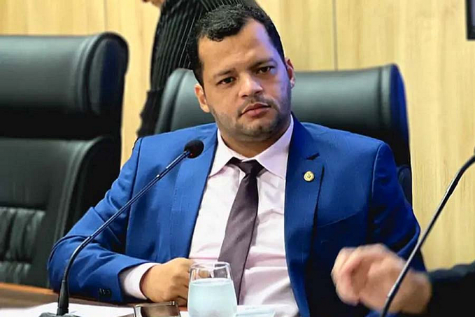 Deputado Edevaldo Neves cobra solução para viatura da Polícia Militar no distrito de São Carlos - News Rondônia