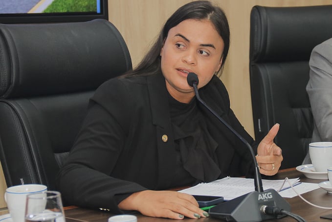 Dra. Taissa Sousa destaca ganhos ao dar parecer a projeto que prevê a criação de uma Frente Parlamentar Feminina na ALERO - News Rondônia