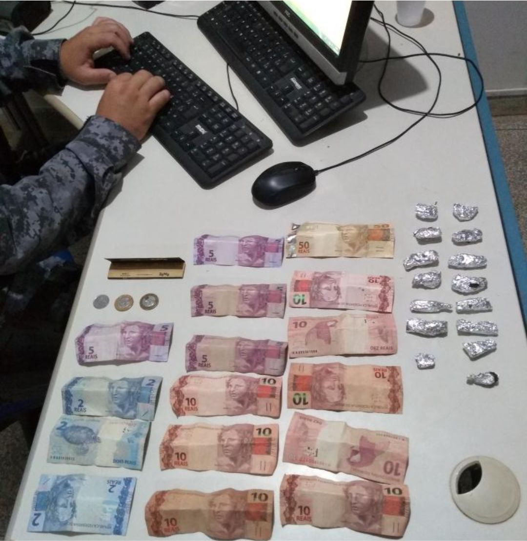 Denúncias levam PM a detenção de suspeitos de tráfico de drogas em Ariquemes - News Rondônia