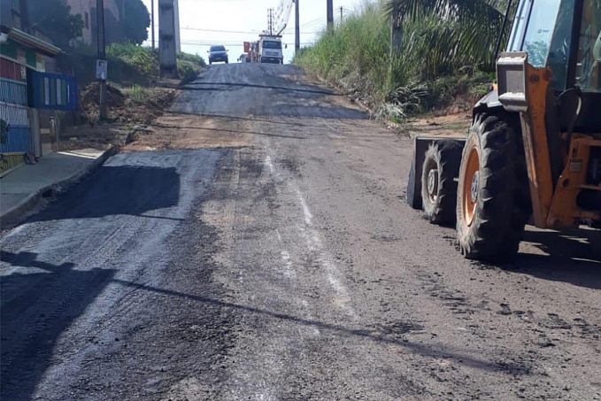 Vereador Raí Ferreira tem pedido atendido para serviço de Tapa Buraco na Rua Salgado Filho - News Rondônia