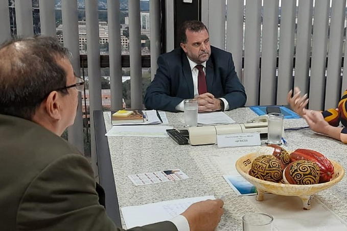 Cláudia de Jesus reivindica apoio do governo federal para agricultura familiar e regularização fundiária em Ji-Paraná - News Rondônia