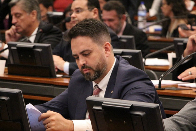 Leo Moraes tem pedido de urgência atendido e votação do piso nacional será no dia 4 de maio - News Rondônia